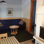 펜션 Tervakosken Tervaniemi Hirsimoekki & Oma Sauna *