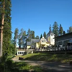 Tervakosken Tervaniemi Hirsimoekki & Oma Sauna