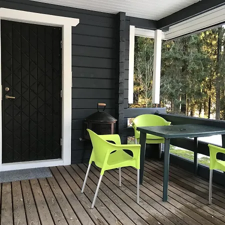 Tervakosken Tervaniemi Hirsimoekki & Oma Sauna Holiday home Tervakoski