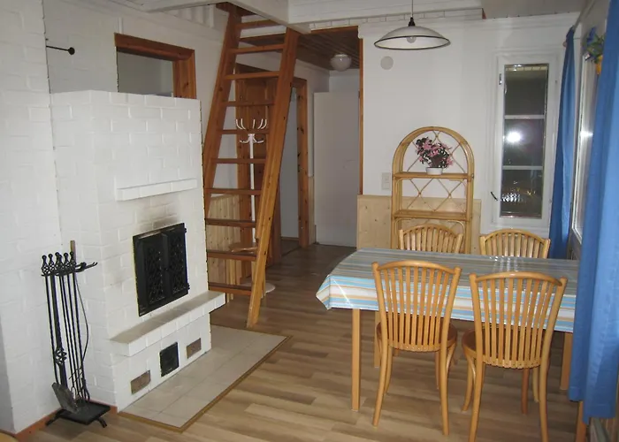 Tervakosken Tervaniemi Hirsimoekki & Oma Sauna *