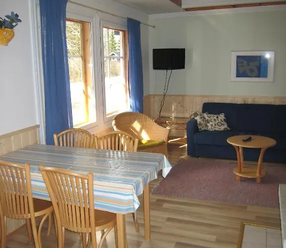 Tervakosken Tervaniemi Hirsimoekki & Oma Sauna